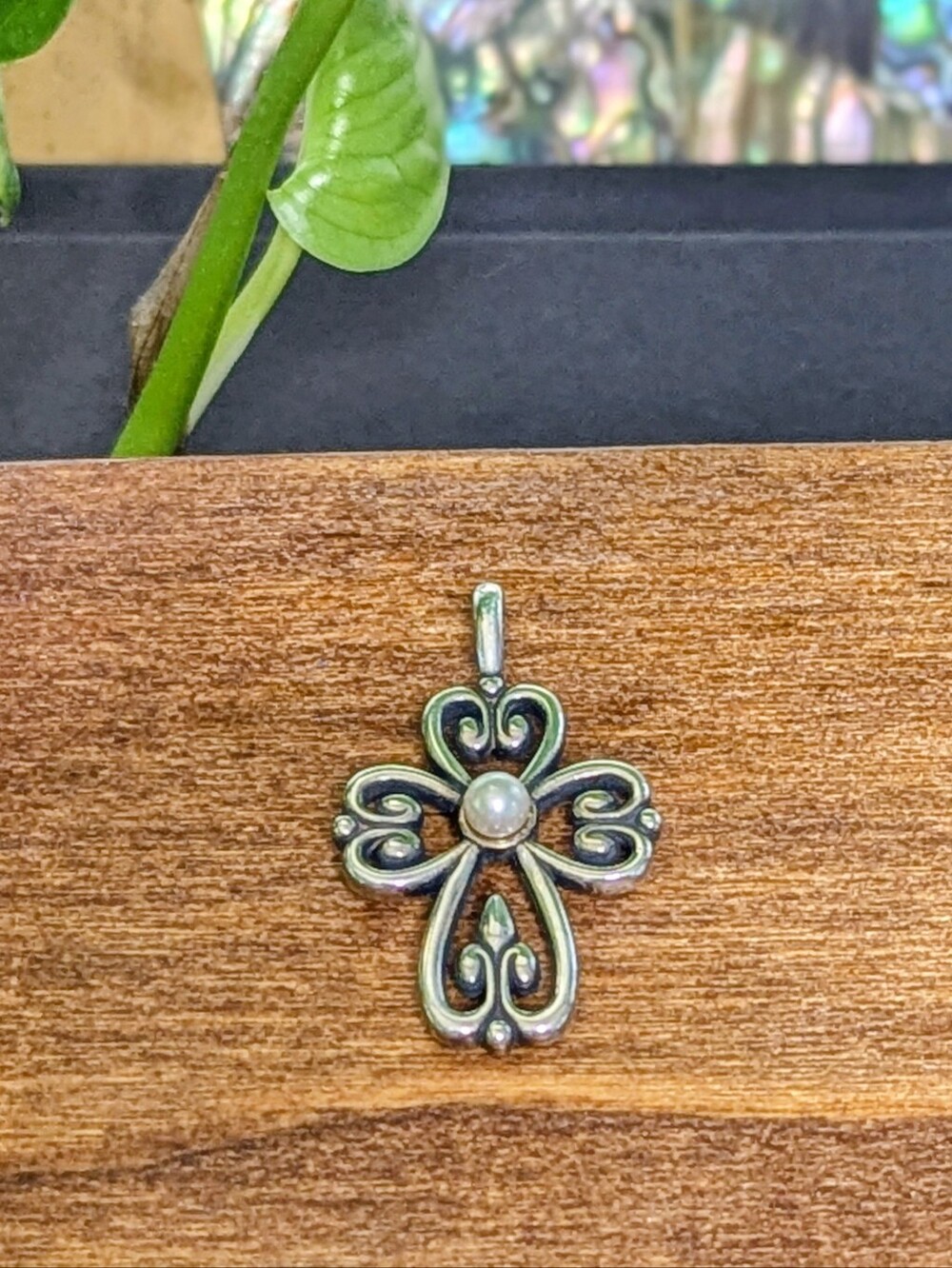 James Avery Retired Pearl Cross Sterling Silver 925